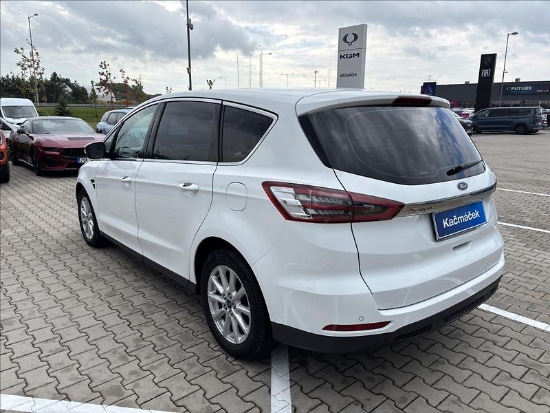 Ford S-MAX 2,0 TDCi 110 kW Titanium - fotka 3 z 45