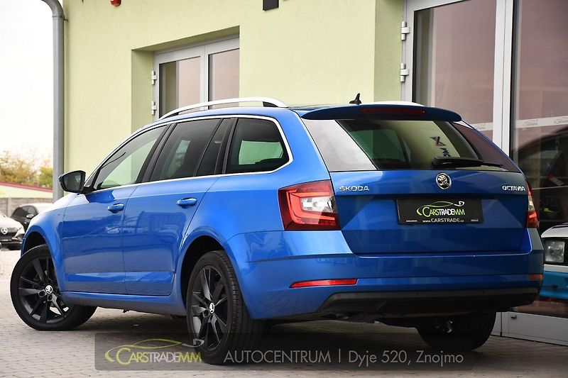 Škoda Octavia 1,6 TDI DSG STYLE & DYNAMIC - fotka 3 z 53