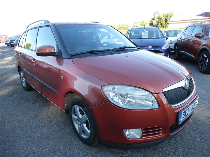 Škoda Fabia 1,4 TDi 59kW klima, závěs - fotka 1 z 39