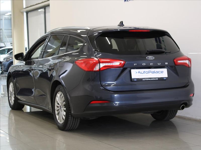 Ford Focus 1,5 EB 110kW AT Titan.X 1.maj. - fotka 3 z 24