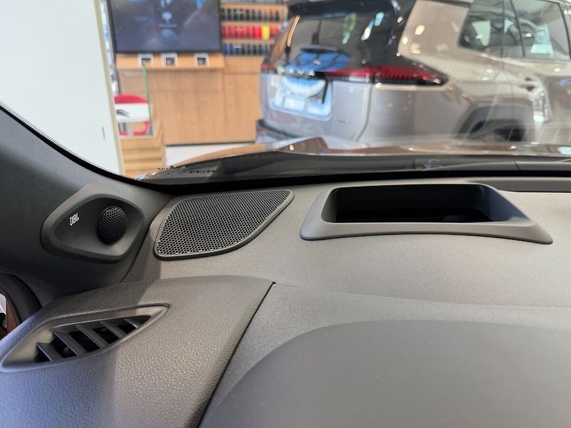Toyota Yaris Cross Executive VIP Tech 4x4 - fotka 10 z 12