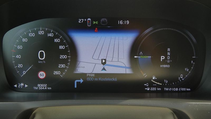 Volvo XC90 T8 AWD Recharge Inscription AT - fotka 13 z 26