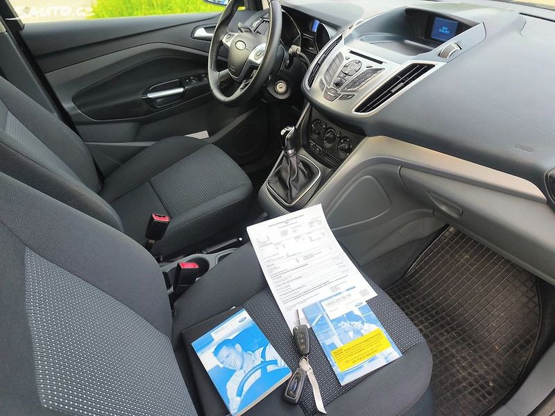 Ford C-MAX 1.6,KRÁSNÝ,125KM,VÝBAVA,1MAJ51 - fotka 8 z 22