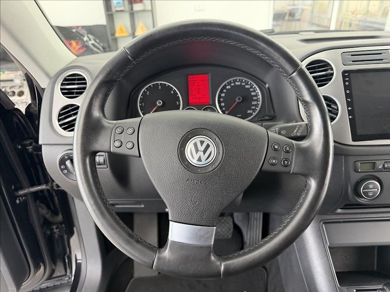 Volkswagen Tiguan 2,0 TDI,DSG 4Motion,Sport,CZ - fotka 12 z 24