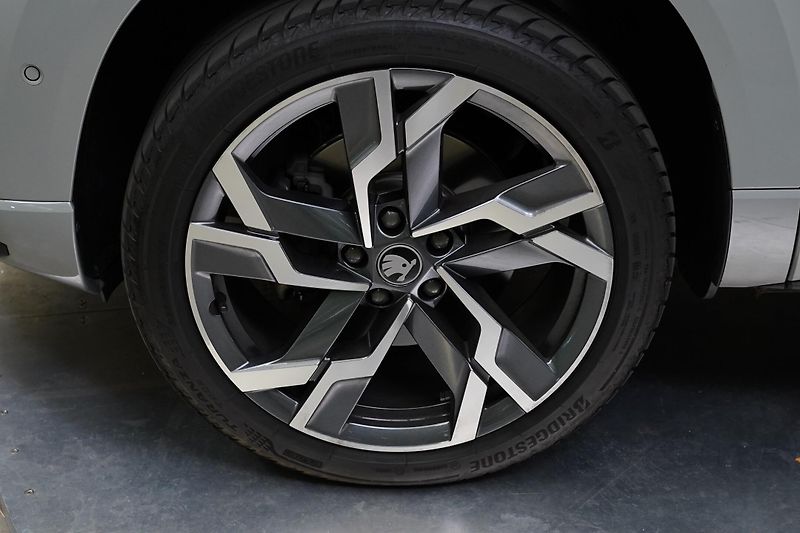 Škoda Karoq - fotka 10 z 28