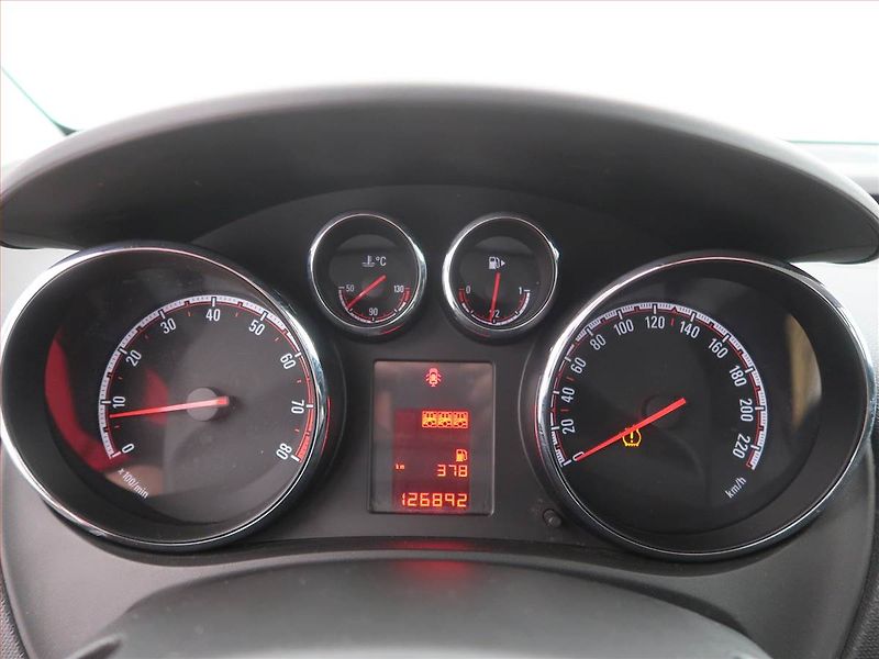 Opel Meriva (2015) 1.4 i, Serv.kniha, Tempomat - fotka 9 z 14