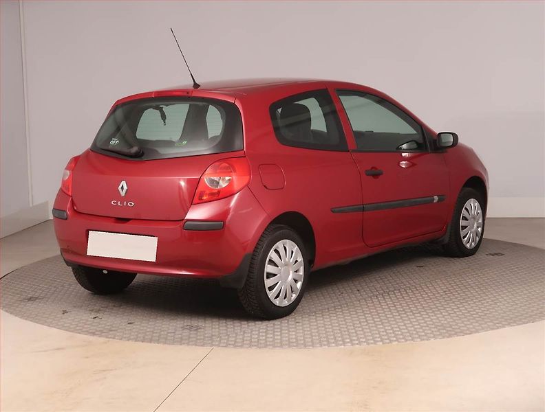 Renault Clio (2009) 1.2 16V, servisované - fotka 5 z 13