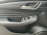 MG HS (2024) 1.5 TGI 119 kW Exclusive 7DCT - náhled 22