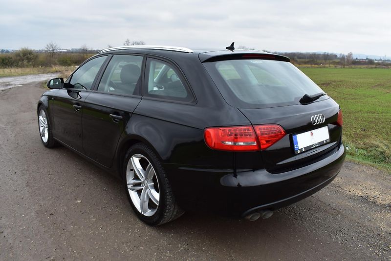 Audi A4 2,0 TDI S-LINE,NAVI,SERVISKA - fotka 3 z 18