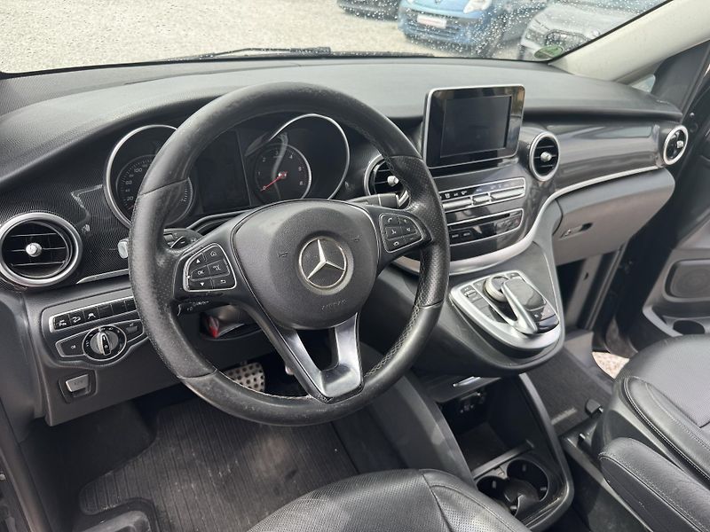 Mercedes-Benz Třídy V (2015) V 250D,4MATIC,BLUETEC - fotka 17 z 32