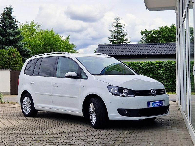 Volkswagen Touran 2,0 TDI 7MÍST VÝHŘEV KLIMA - fotka 7 z 26