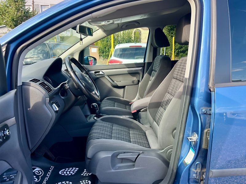 Volkswagen Touran (2011) 2.0 TDI 103 kW Cross DSG - fotka 12 z 19