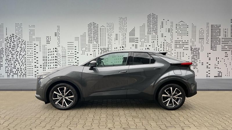 Toyota C-HR 2,0 Plug-in Hybrid Style - fotka 3 z 6