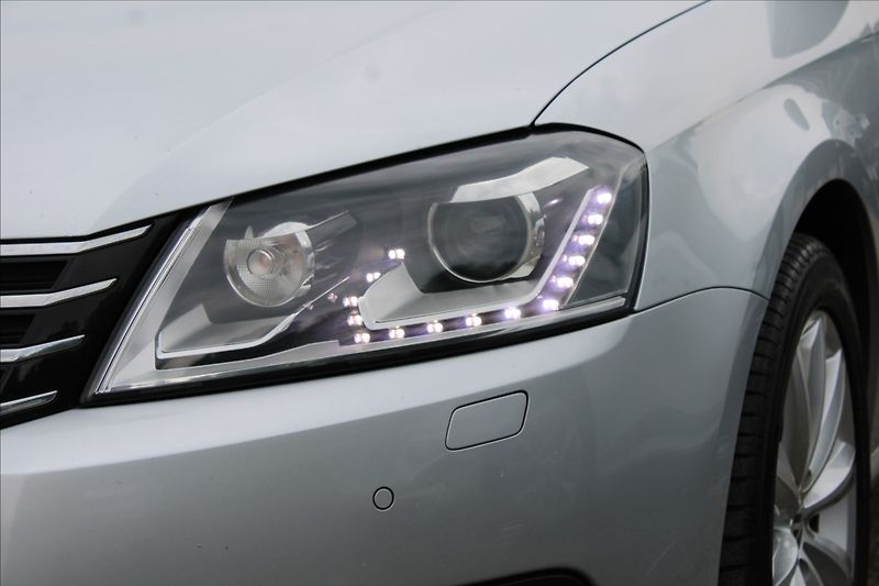 Volkswagen Passat 2,0 TDI  ČR,AUTOMAT,4x4,TAŽNÉ - fotka 27 z 29
