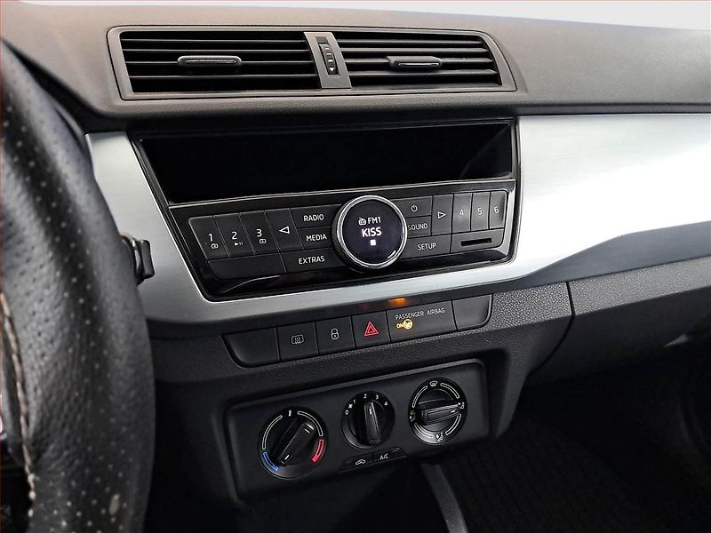 Škoda Fabia (2015) 1.0 - fotka 12 z 14