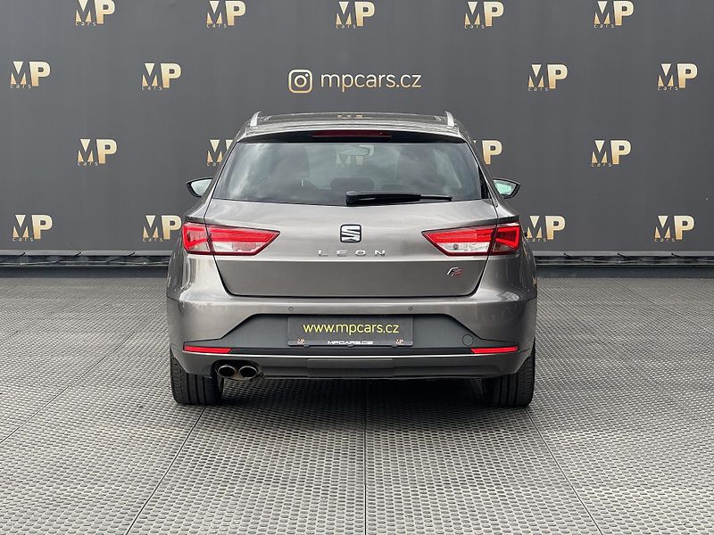 Seat Leon (2016) 1.4TSi 92kW MAN FR, PANO 1.Maj - fotka 8 z 45