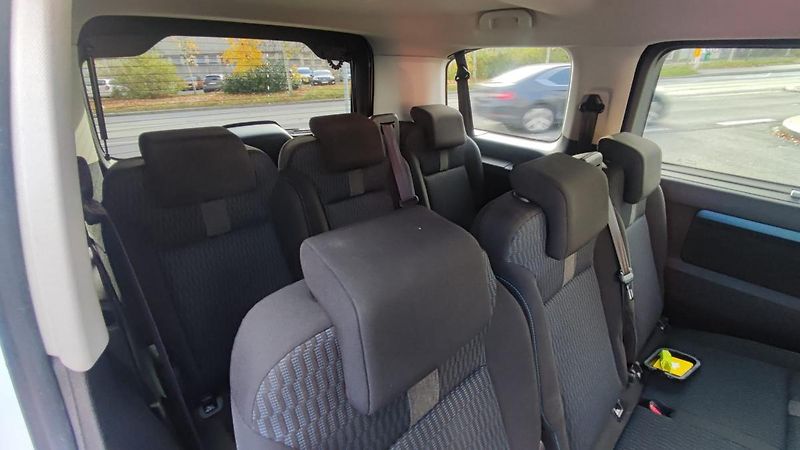 Peugeot Traveller (2017) Traveller 1.6 85kW - fotka 15 z 28
