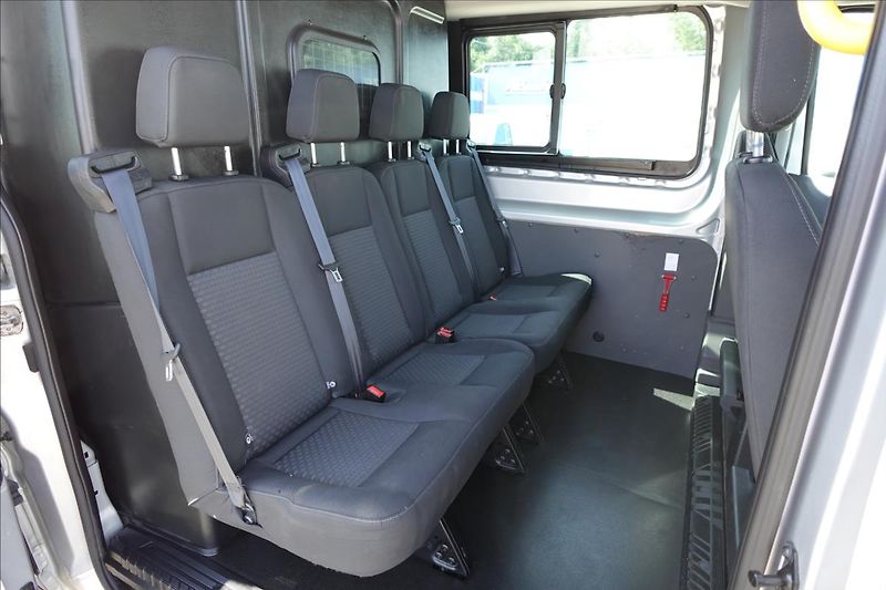 Ford Transit 2,0 TDCi  L3H2 6MÍST KLIMA - fotka 20 z 40