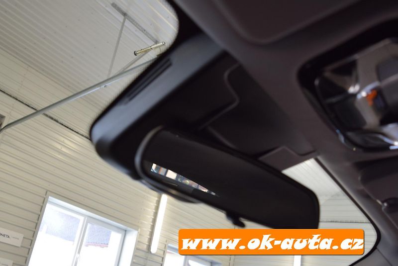 Alfa Romeo Stelvio 2.2 JTD Q4 FACELIFT 2021 - fotka 47 z 56