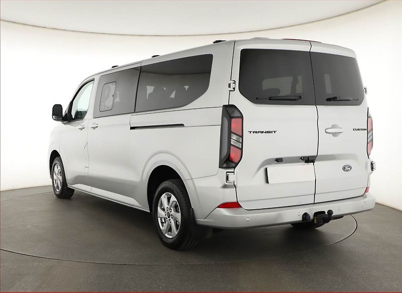Ford Transit Custom (2025) 2.0 EcoBlue - fotka 4 z 16