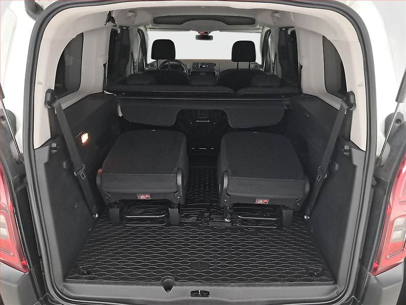 Citroën Berlingo (2019) Maxi Live 1.2 PureTech, 7Míst - fotka 13 z 15