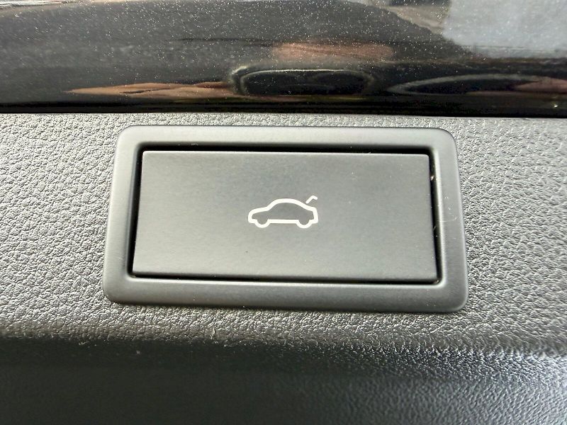 Škoda Octavia (2023) 2.0 TDI 110kW Style Extra - fotka 33 z 35