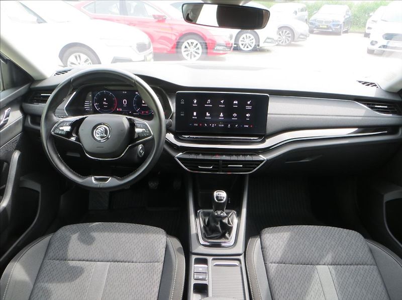 Škoda Octavia 1,5 TSI 110kW Style ČR - fotka 25 z 25