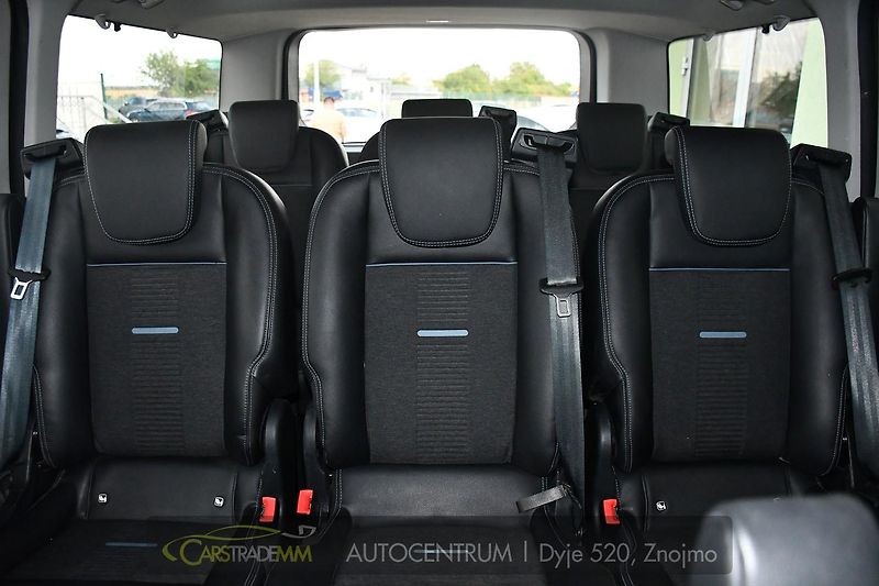 Ford Tourneo Custom 2.0EcoBlue 8MÍST ACTIVE ZÁRUKA - fotka 43 z 50