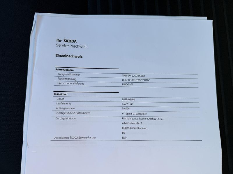 Škoda Octavia RS 2.0 TSI CHALLENGE DSG XENON - fotka 44 z 49