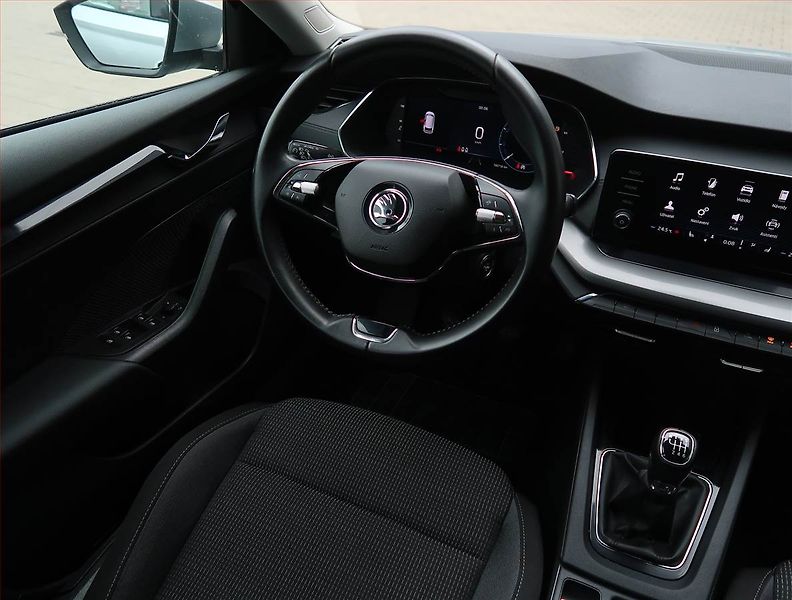 Škoda Octavia (2023) Ambition 2.0 TDI, ČR,1.maj - fotka 7 z 18