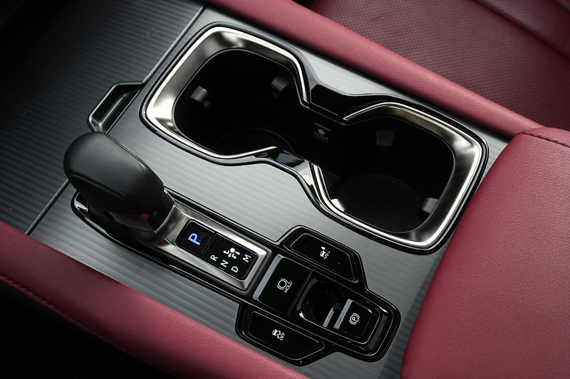 Lexus RX 500h F-SPORT + ,Panorama, DPH - fotka 21 z 44