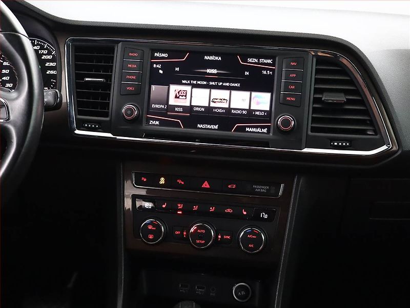 Seat Ateca (2017) Xcellence 2.0 TDI 4Drive, 4X4 - fotka 10 z 23