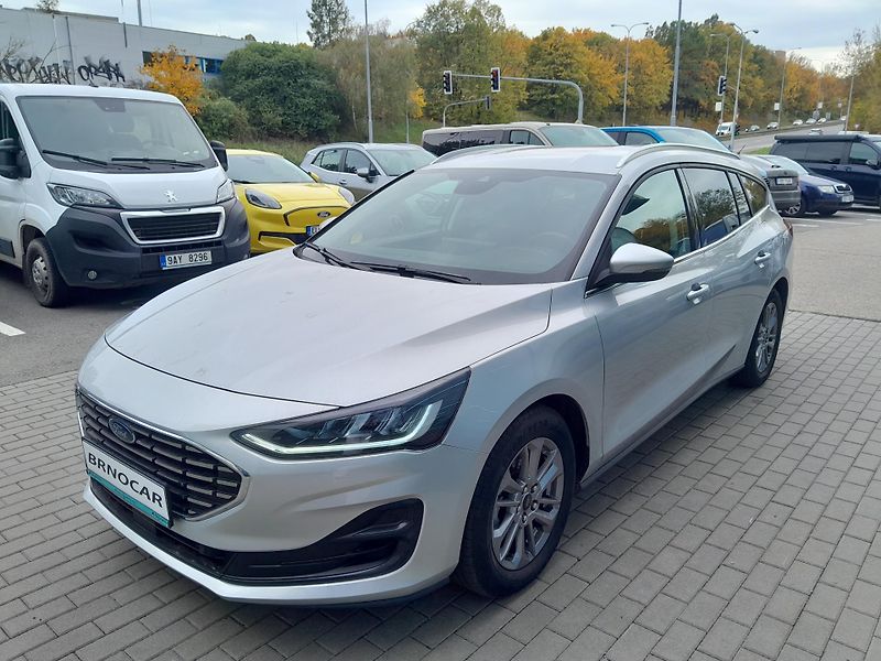 Ford Focus Titanium, AT, ČR, 1 majitel  - fotka 4 z 13