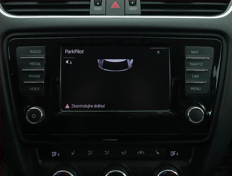 Škoda Octavia (2016) 1.4 TSI, Automat, Serv.kniha - fotka 15 z 16