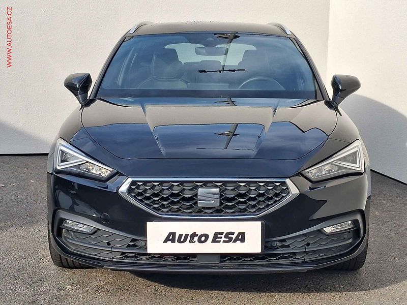 Seat Leon (2021) 1.5 TSi, Xcellence, LED, navi - fotka 2 z 19