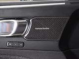 Volvo XC40 2,0 B4 Ultra Panorama,BLIS - náhled 16