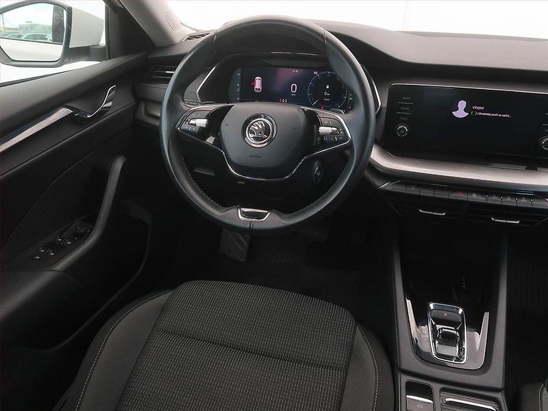 Škoda Octavia (2022) Ambition Plus 2.0 TDI, Automat - fotka 7 z 14