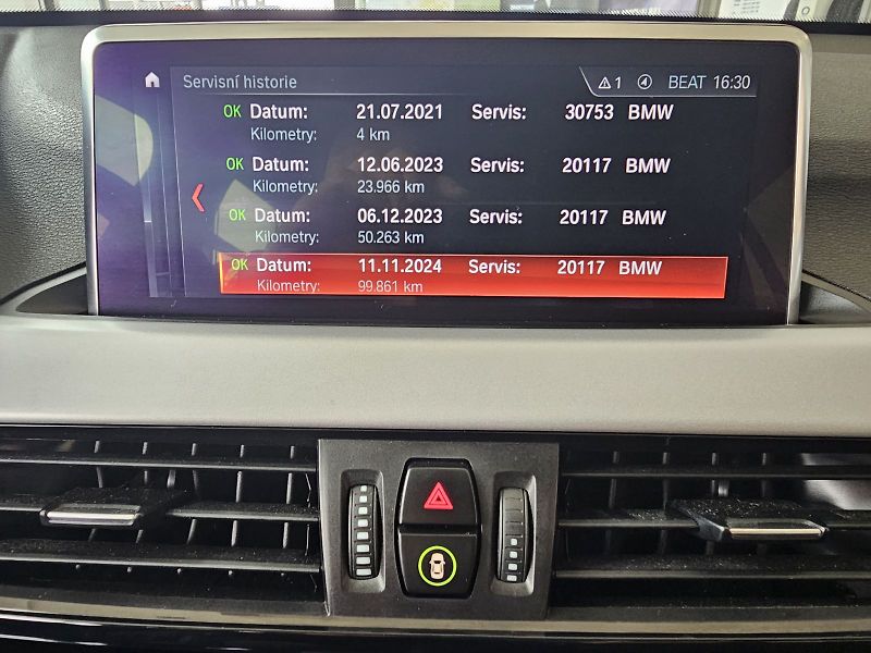 BMW X1 xDrive18d - fotka 22 z 28
