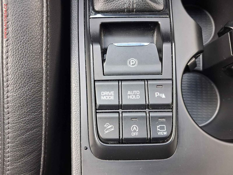 Hyundai Tucson (2019) 1.6 T-GDi 4x4, Premium, AT - fotka 12 z 21