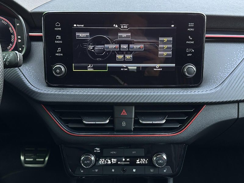 Škoda Scala 1.0TSi DSG 116PS Monte Carlo M - fotka 25 z 43