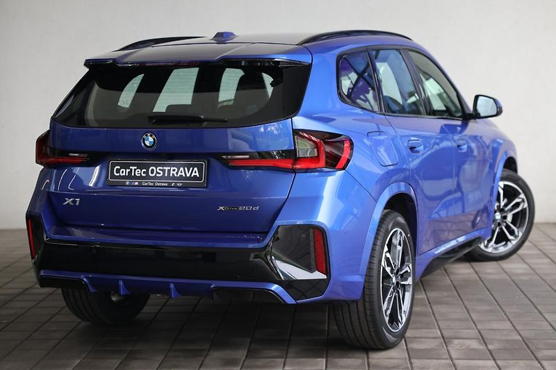 BMW X1 xDrive20d - fotka 3 z 17