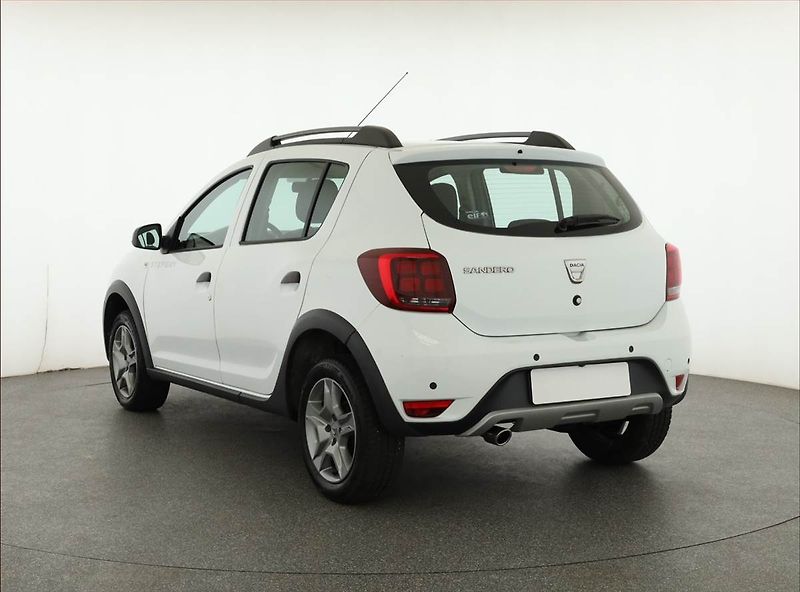 Dacia Sandero (2019) 0.9 TCe, Serv.kniha, Navi - fotka 4 z 13