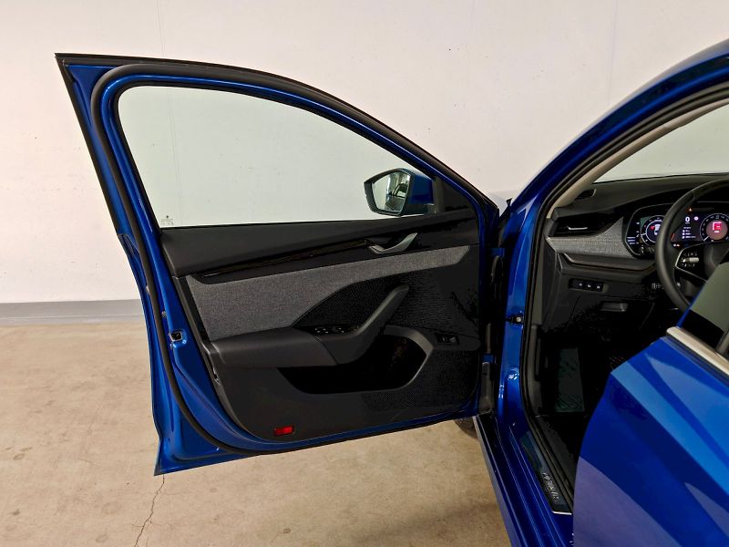 Škoda Octavia (2024) 1.5 TSI 110 kW Top Selection - fotka 18 z 29