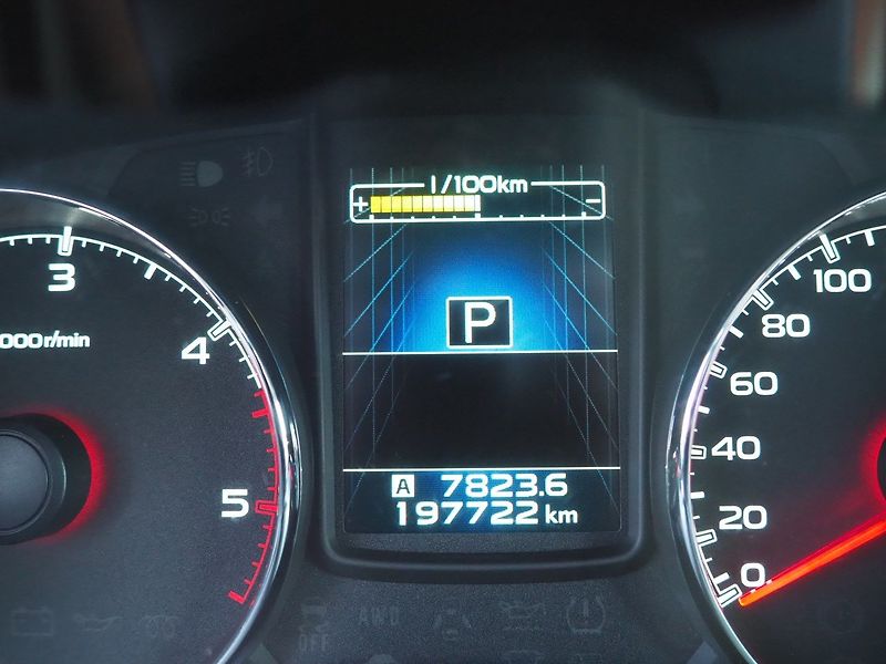 Subaru Outback (2013) 2.0 D 110kW, AWD, AT, Navi - fotka 30 z 39