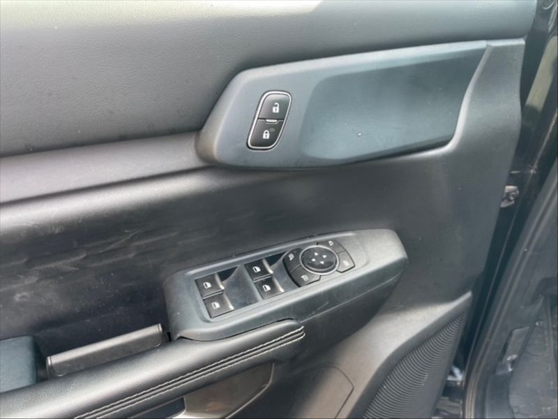 Ford Ranger 2,0 CD XLT 4WD - fotka 11 z 11