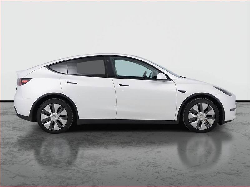 Tesla Model Y (2022) Long Range AWD 79kWh, SoH 91% - fotka 6 z 23