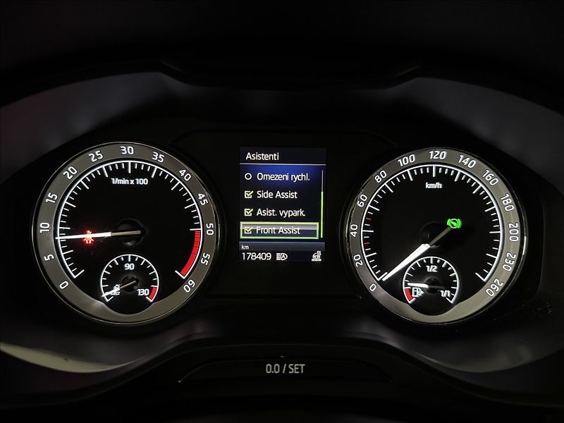 Škoda Kodiaq 2,0 TDi  DSG Clever LED Assist - fotka 28 z 48