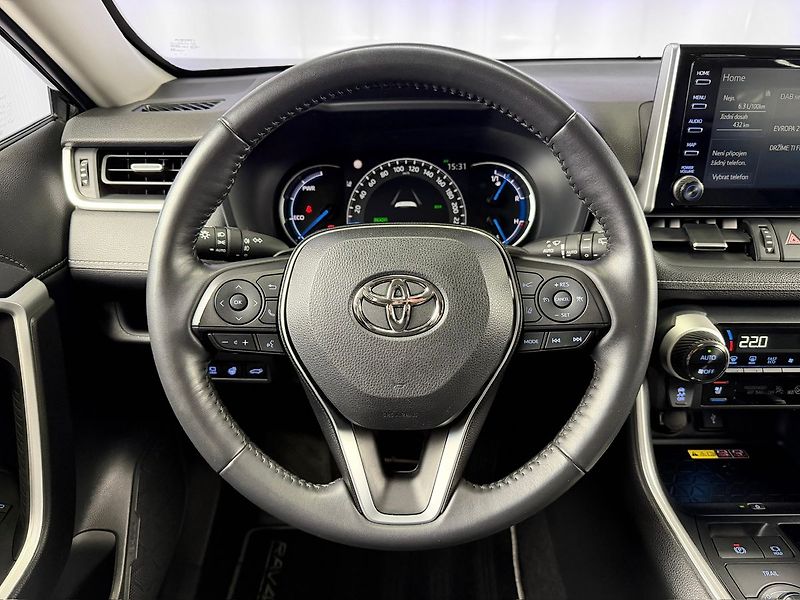 Toyota RAV4 2.5 HYBRID e-CVT 4WD EXECUTIVE - fotka 12 z 26