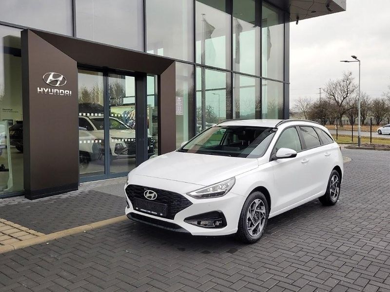 Hyundai i30 (2026) WG 1.0 T-GDI 85kW MT SMART  - fotka 1 z 26