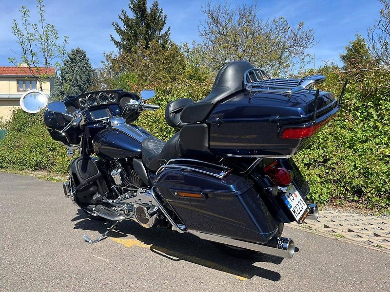 Harley-Davidson FLHTKSE ULTRA LIMITED CVO (2018) FLHTKSE ANV ULTRA LIMITED CVO - fotka 5 z 19